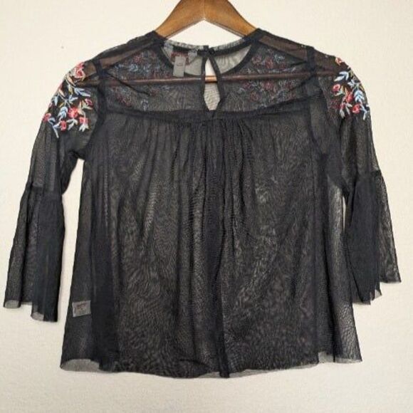 Black Sheer Mesh Embroidered Bell Sleeve Boho Festival Top Size XS Arizona Jeans - Picture 9 of 9